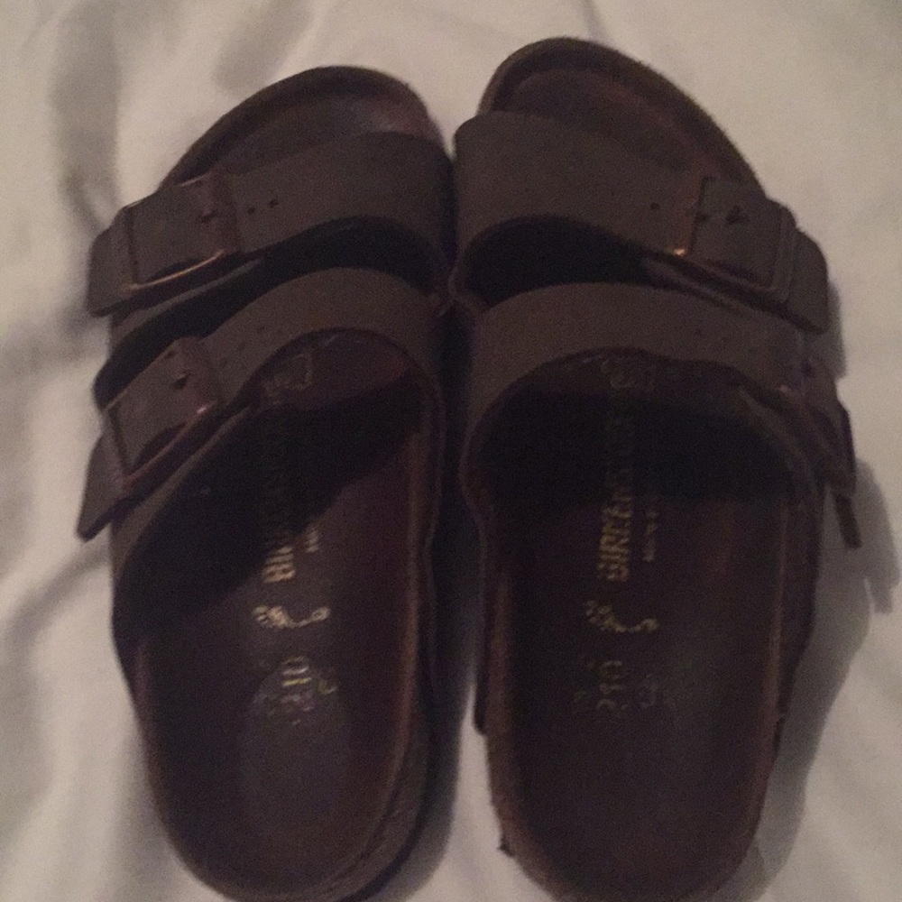Real mocha Birkenstock’s